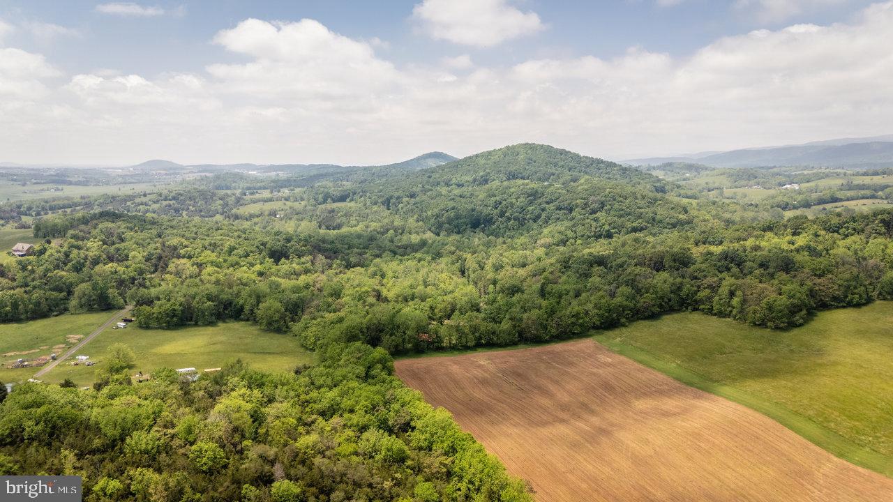 7430 JOES CREEK RD, LINVILLE, Virginia 22834, 4 Bedrooms Bedrooms, ,2 BathroomsBathrooms,Residential,For sale,7430 JOES CREEK RD,VARO2002306 MLS # VARO2002306