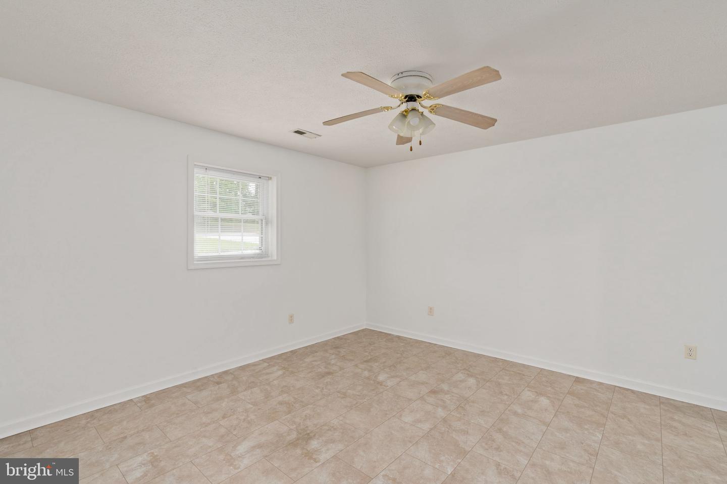6400 PLANTATION FOREST DR, SPOTSYLVANIA, Virginia 22553, 4 Bedrooms Bedrooms, ,2 BathroomsBathrooms,Residential,For sale,6400 PLANTATION FOREST DR,VASP2033178 MLS # VASP2033178