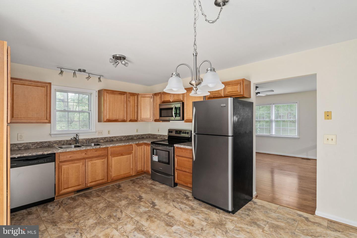 6400 PLANTATION FOREST DR, SPOTSYLVANIA, Virginia 22553, 4 Bedrooms Bedrooms, ,2 BathroomsBathrooms,Residential,For sale,6400 PLANTATION FOREST DR,VASP2033178 MLS # VASP2033178