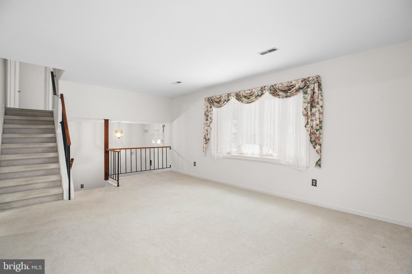 19 YOSEMITE LN, FREDERICKSBURG, Virginia 22408, 3 Bedrooms Bedrooms, ,2 BathroomsBathrooms,Residential,For sale,19 YOSEMITE LN,VASP2033184 MLS # VASP2033184