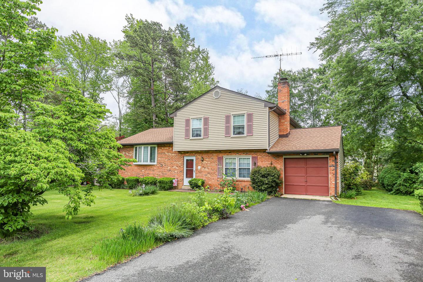 19 YOSEMITE LN, FREDERICKSBURG, Virginia 22408, 3 Bedrooms Bedrooms, ,2 BathroomsBathrooms,Residential,For sale,19 YOSEMITE LN,VASP2033184 MLS # VASP2033184