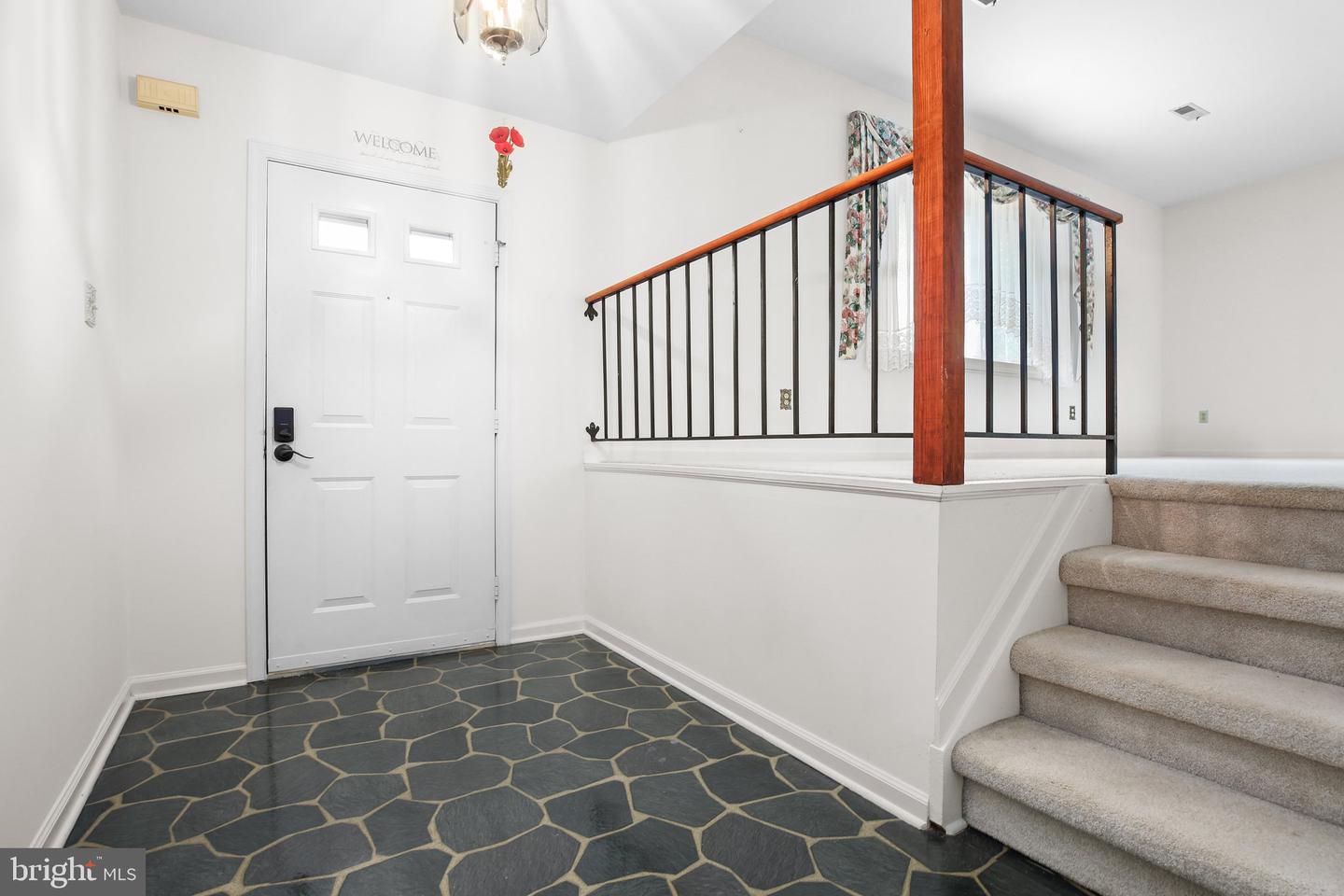 19 YOSEMITE LN, FREDERICKSBURG, Virginia 22408, 3 Bedrooms Bedrooms, ,2 BathroomsBathrooms,Residential,For sale,19 YOSEMITE LN,VASP2033184 MLS # VASP2033184