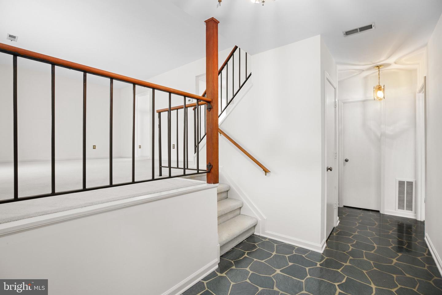 19 YOSEMITE LN, FREDERICKSBURG, Virginia 22408, 3 Bedrooms Bedrooms, ,2 BathroomsBathrooms,Residential,For sale,19 YOSEMITE LN,VASP2033184 MLS # VASP2033184