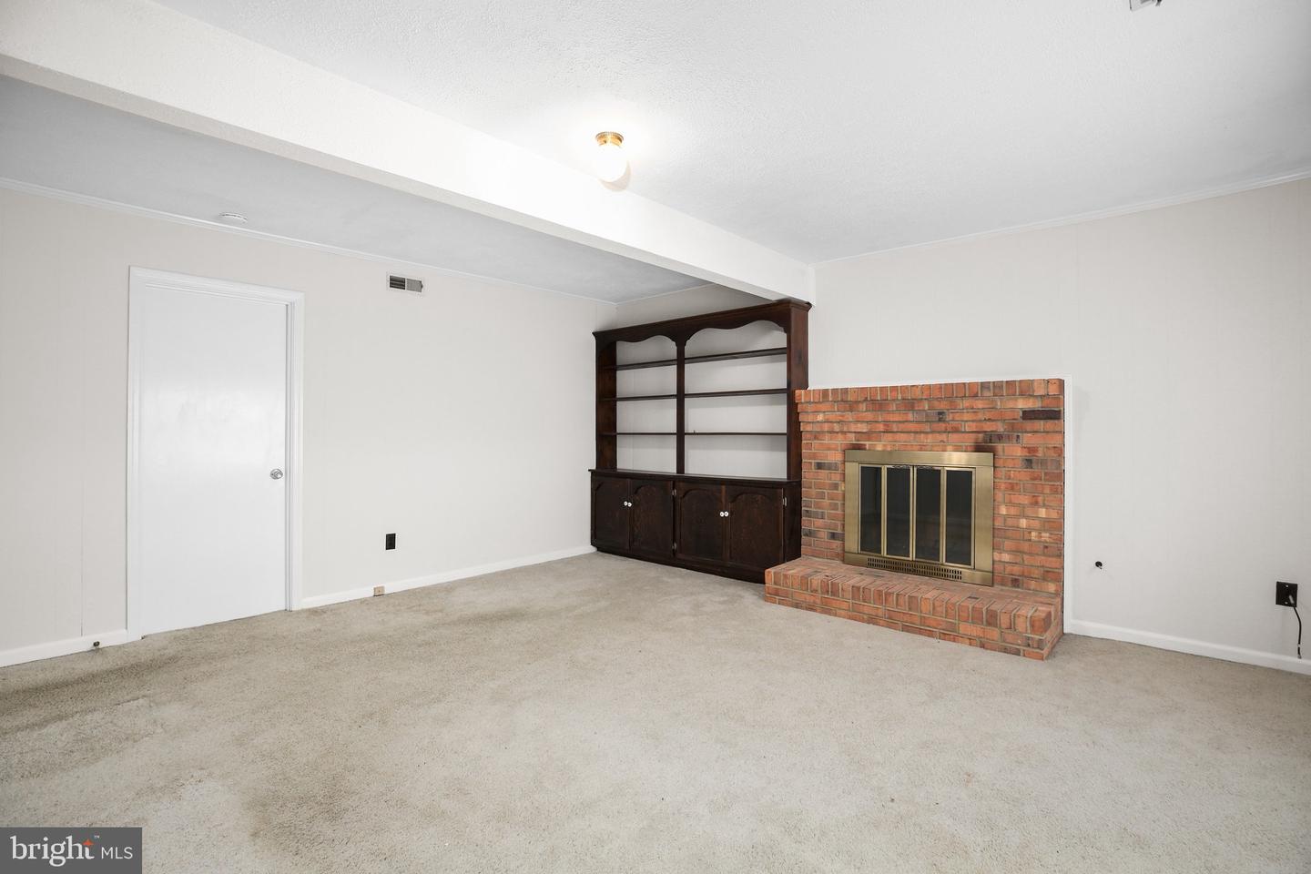 19 YOSEMITE LN, FREDERICKSBURG, Virginia 22408, 3 Bedrooms Bedrooms, ,2 BathroomsBathrooms,Residential,For sale,19 YOSEMITE LN,VASP2033184 MLS # VASP2033184