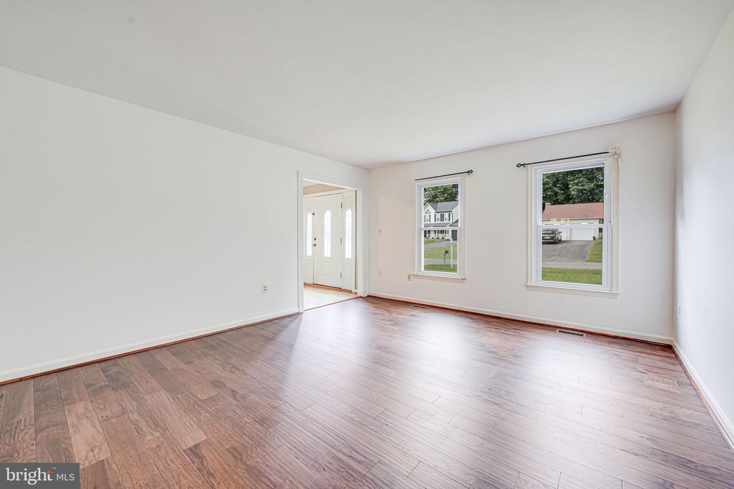 7 APPLE BLOSSOM CT, STAFFORD, Virginia 22554, 4 Bedrooms Bedrooms, ,3 BathroomsBathrooms,Residential,For sale,7 APPLE BLOSSOM CT,VAST2038906 MLS # VAST2038906