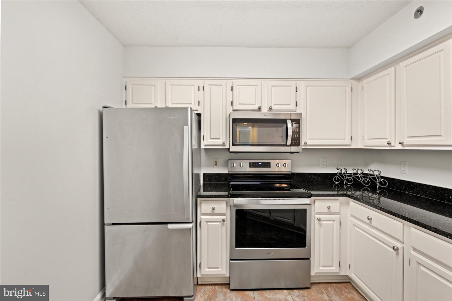 1200 BRADDOCK PL #512, ALEXANDRIA, Virginia 22314, 2 Bedrooms Bedrooms, 6 Rooms Rooms,2 BathroomsBathrooms,Residential,For sale,1200 BRADDOCK PL #512,VAAX2045418 MLS # VAAX2045418