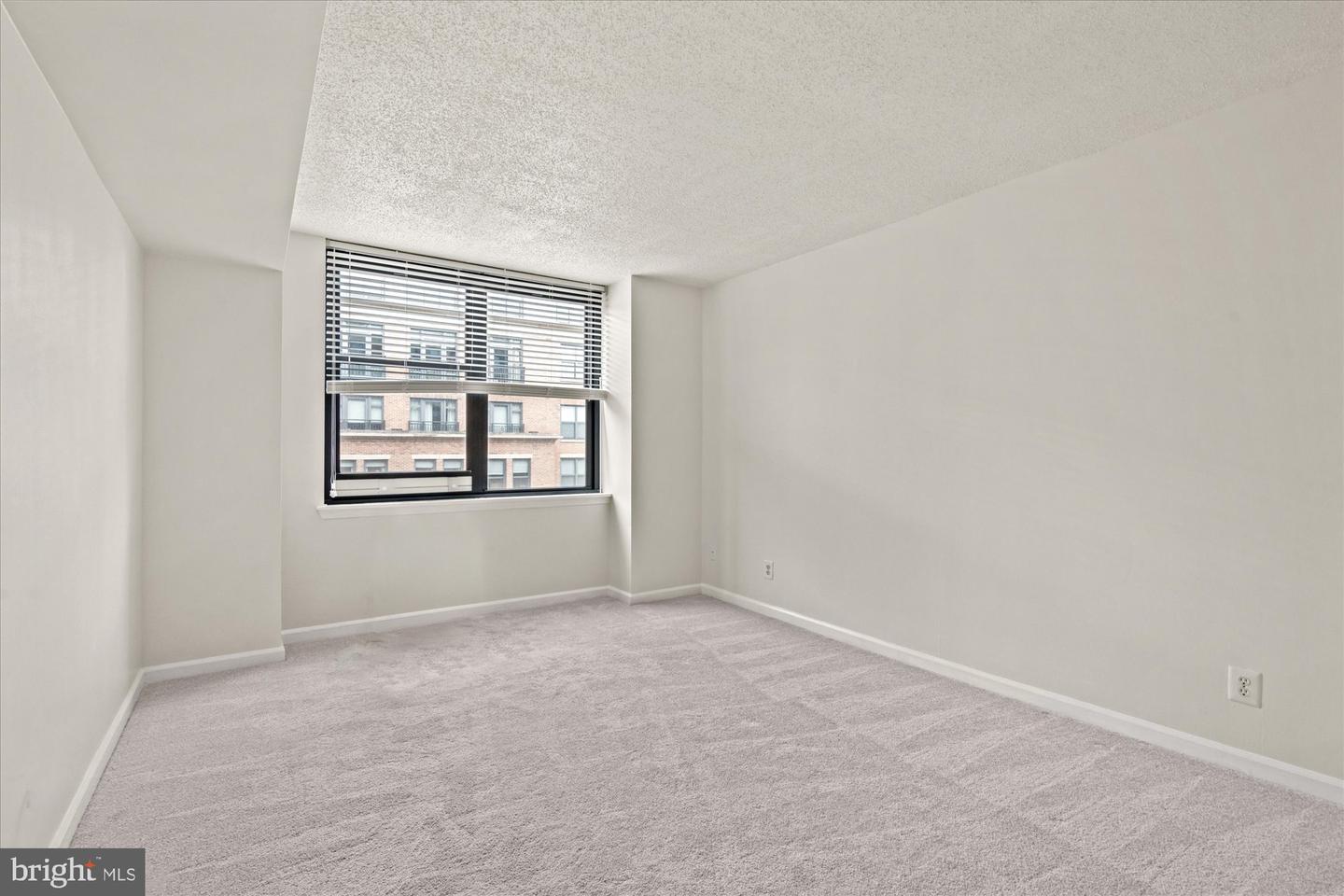 1200 BRADDOCK PL #512, ALEXANDRIA, Virginia 22314, 2 Bedrooms Bedrooms, 6 Rooms Rooms,2 BathroomsBathrooms,Residential,For sale,1200 BRADDOCK PL #512,VAAX2045418 MLS # VAAX2045418
