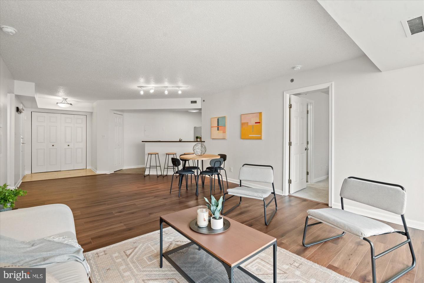 1200 BRADDOCK PL #512, ALEXANDRIA, Virginia 22314, 2 Bedrooms Bedrooms, 6 Rooms Rooms,2 BathroomsBathrooms,Residential,For sale,1200 BRADDOCK PL #512,VAAX2045418 MLS # VAAX2045418
