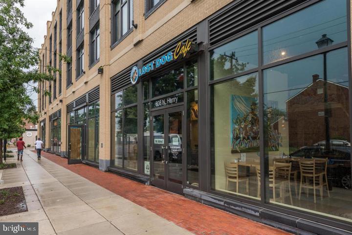 1200 BRADDOCK PL #512, ALEXANDRIA, Virginia 22314, 2 Bedrooms Bedrooms, 6 Rooms Rooms,2 BathroomsBathrooms,Residential,For sale,1200 BRADDOCK PL #512,VAAX2045418 MLS # VAAX2045418