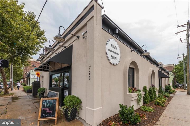 1200 BRADDOCK PL #512, ALEXANDRIA, Virginia 22314, 2 Bedrooms Bedrooms, 6 Rooms Rooms,2 BathroomsBathrooms,Residential,For sale,1200 BRADDOCK PL #512,VAAX2045418 MLS # VAAX2045418