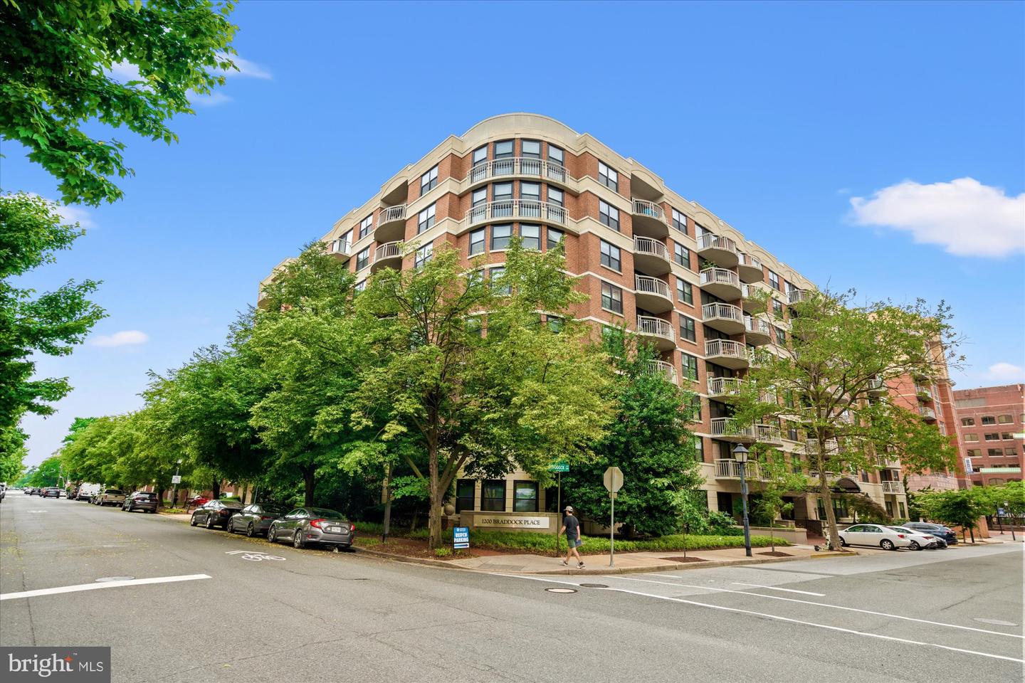 1200 BRADDOCK PL #512, ALEXANDRIA, Virginia 22314, 2 Bedrooms Bedrooms, 6 Rooms Rooms,2 BathroomsBathrooms,Residential,For sale,1200 BRADDOCK PL #512,VAAX2045418 MLS # VAAX2045418
