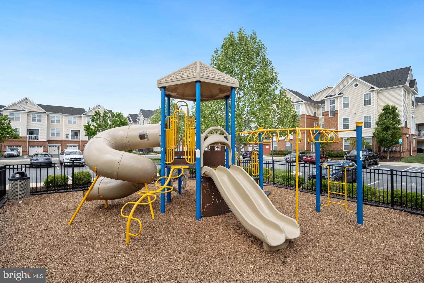43008 PARIS GAP SQ, ASHBURN, Virginia 20148, 4 Bedrooms Bedrooms, ,3 BathroomsBathrooms,Residential,For sale,43008 PARIS GAP SQ,VALO2096670 MLS # VALO2096670
