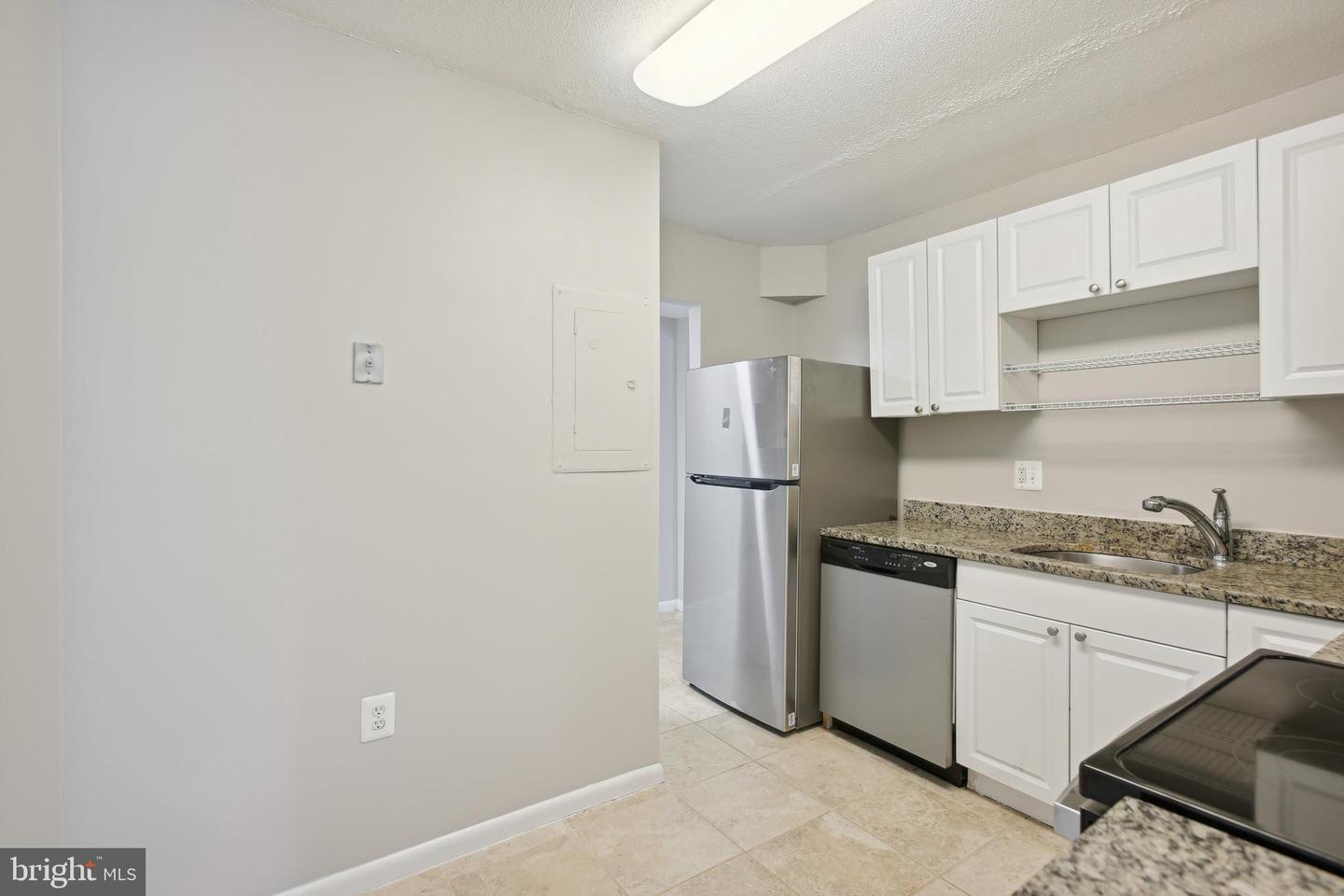 609 CENTER ST #104, HERNDON, Virginia 20170, 2 Bedrooms Bedrooms, ,1 BathroomBathrooms,Residential,For sale,609 CENTER ST #104,VAFX2241488 MLS # VAFX2241488
