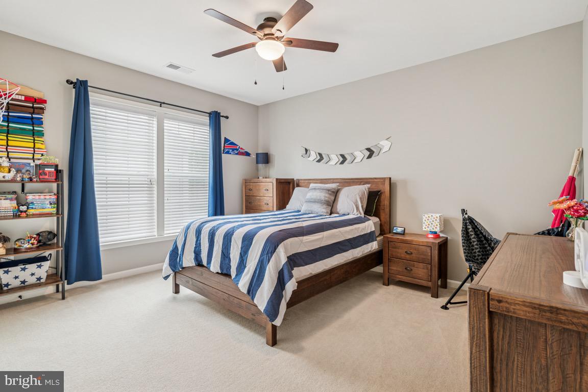 517 APRICOT ST, STAFFORD, Virginia 22554, 5 Bedrooms Bedrooms, ,4 BathroomsBathrooms,Residential,For sale,517 APRICOT ST,VAST2038926 MLS # VAST2038926