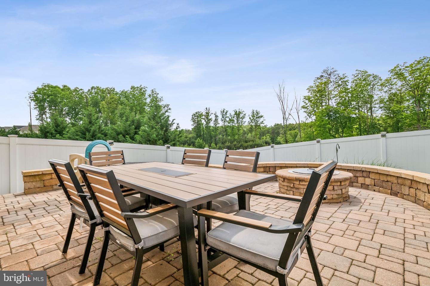 517 APRICOT ST, STAFFORD, Virginia 22554, 5 Bedrooms Bedrooms, ,4 BathroomsBathrooms,Residential,For sale,517 APRICOT ST,VAST2038926 MLS # VAST2038926