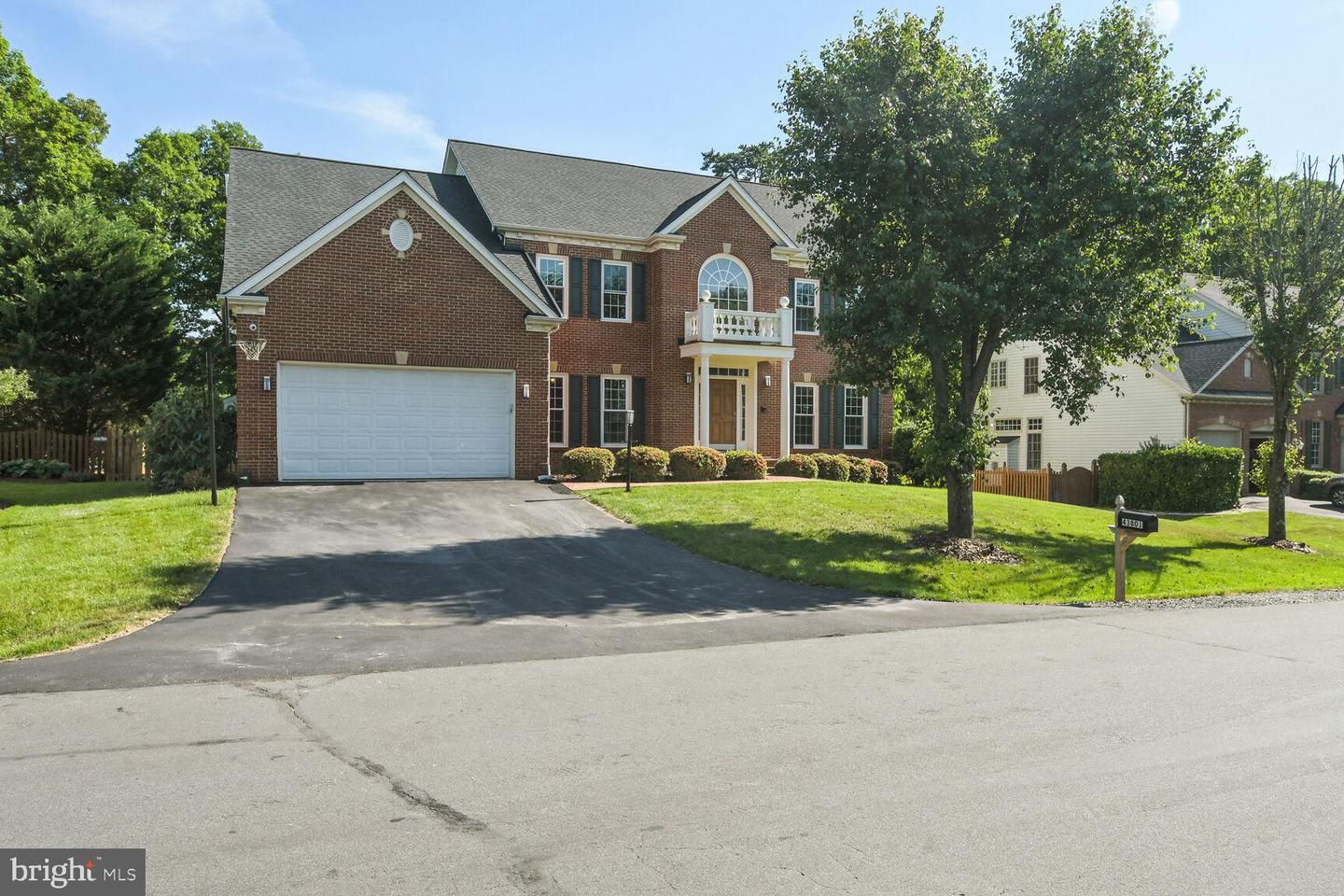 43801 TIMBERBROOKE PL, ASHBURN, Virginia 20147, 5 Bedrooms Bedrooms, ,4 BathroomsBathrooms,Residential,For sale,43801 TIMBERBROOKE PL,VALO2096698 MLS # VALO2096698
