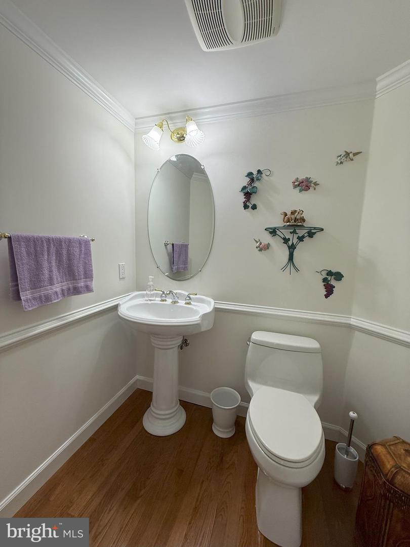 21219 CRUCIBLE CT, ASHBURN, Virginia 20147, 5 Bedrooms Bedrooms, ,4 BathroomsBathrooms,Residential,For sale,21219 CRUCIBLE CT,VALO2096712 MLS # VALO2096712