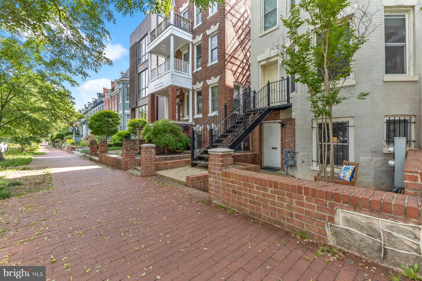 621 5TH ST NE, WASHINGTON, District Of Columbia 20002, 5 Bedrooms Bedrooms, ,5 BathroomsBathrooms,Residential,For sale,621 5TH ST NE,DCDC2201128 MLS # DCDC2201128