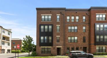 7401 BACKETT WOOD TER #1301, MCLEAN, Virginia 22102, 3 Bedrooms Bedrooms, ,2 BathroomsBathrooms,Residential,For sale,7401 BACKETT WOOD TER #1301,VAFX2241494 MLS # VAFX2241494