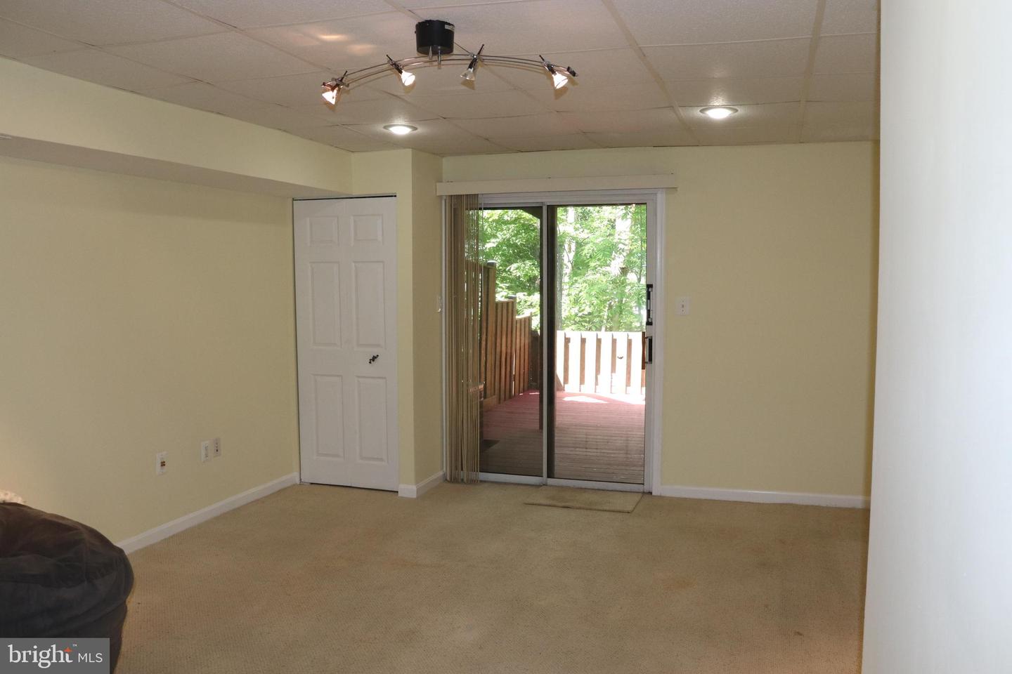 7670 NORTHERN OAKS CT, SPRINGFIELD, Virginia 22153, 3 Bedrooms Bedrooms, ,3 BathroomsBathrooms,Residential,For sale,7670 NORTHERN OAKS CT,VAFX2241286 MLS # VAFX2241286