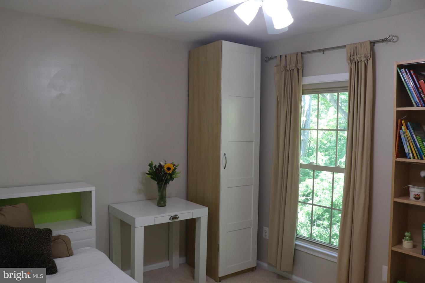 7670 NORTHERN OAKS CT, SPRINGFIELD, Virginia 22153, 3 Bedrooms Bedrooms, ,3 BathroomsBathrooms,Residential,For sale,7670 NORTHERN OAKS CT,VAFX2241286 MLS # VAFX2241286