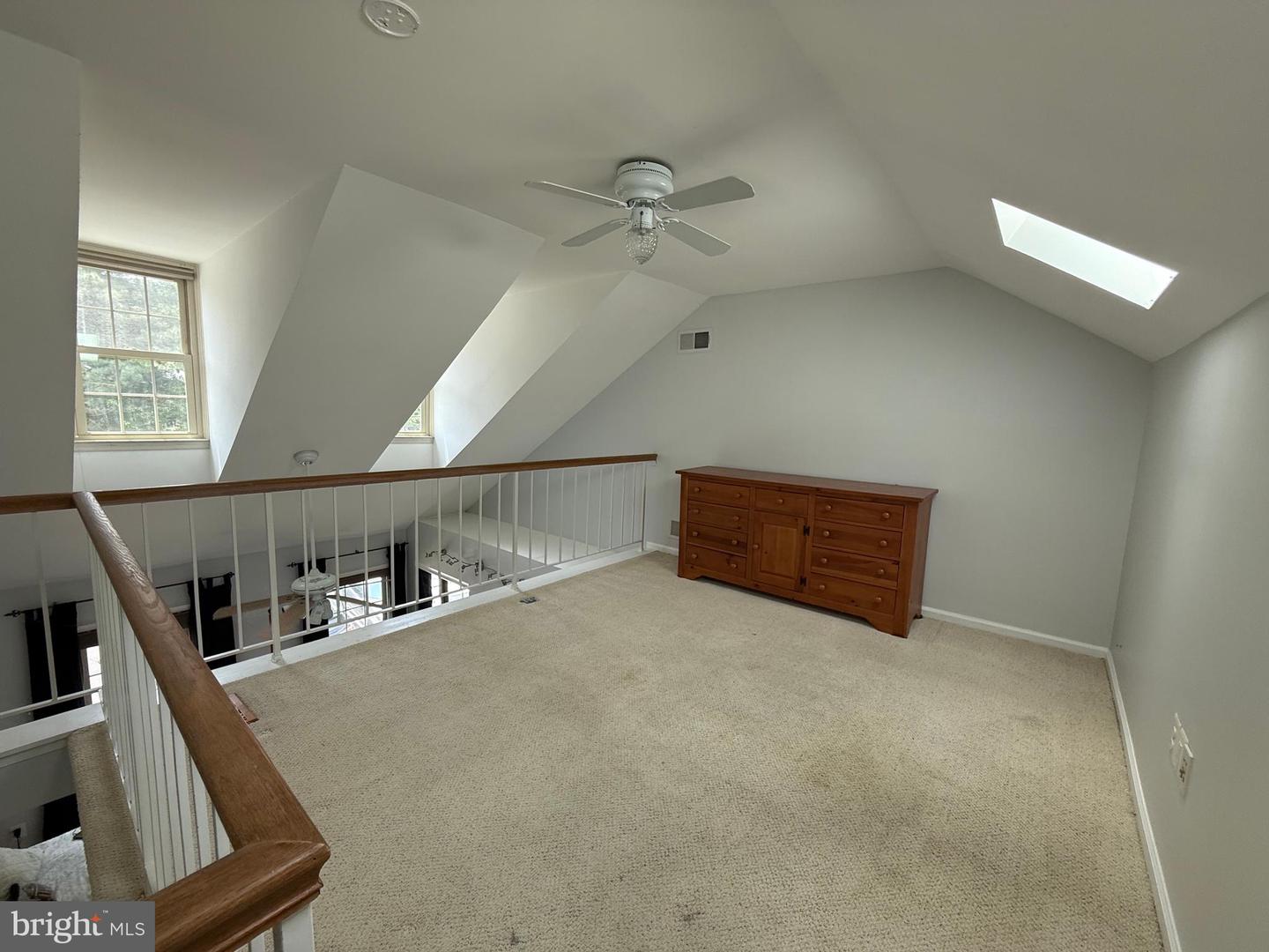 7670 NORTHERN OAKS CT, SPRINGFIELD, Virginia 22153, 3 Bedrooms Bedrooms, ,3 BathroomsBathrooms,Residential,For sale,7670 NORTHERN OAKS CT,VAFX2241286 MLS # VAFX2241286