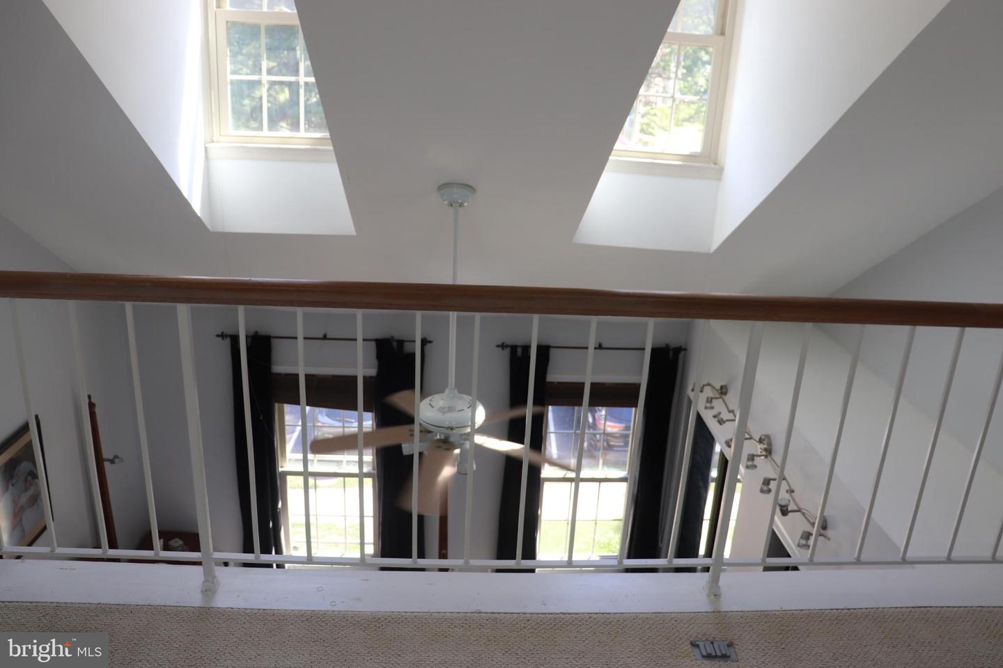 7670 NORTHERN OAKS CT, SPRINGFIELD, Virginia 22153, 3 Bedrooms Bedrooms, ,3 BathroomsBathrooms,Residential,For sale,7670 NORTHERN OAKS CT,VAFX2241286 MLS # VAFX2241286