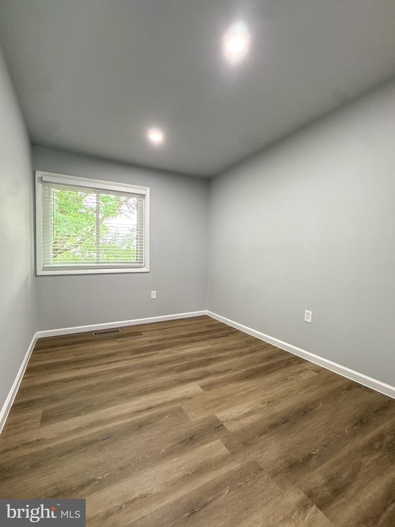 3036 VIRGINIA DARE CT, CHANTILLY, Virginia 20151, 4 Bedrooms Bedrooms, ,2 BathroomsBathrooms,Residential,For sale,3036 VIRGINIA DARE CT,VAFX2241738 MLS # VAFX2241738