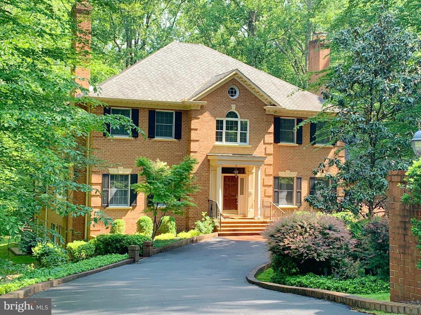 9090 EATON PARK RD, GREAT FALLS, Virginia 22066, 5 Bedrooms Bedrooms, ,5 BathroomsBathrooms,Residential,For sale,9090 EATON PARK RD,VAFX2241742 MLS # VAFX2241742
