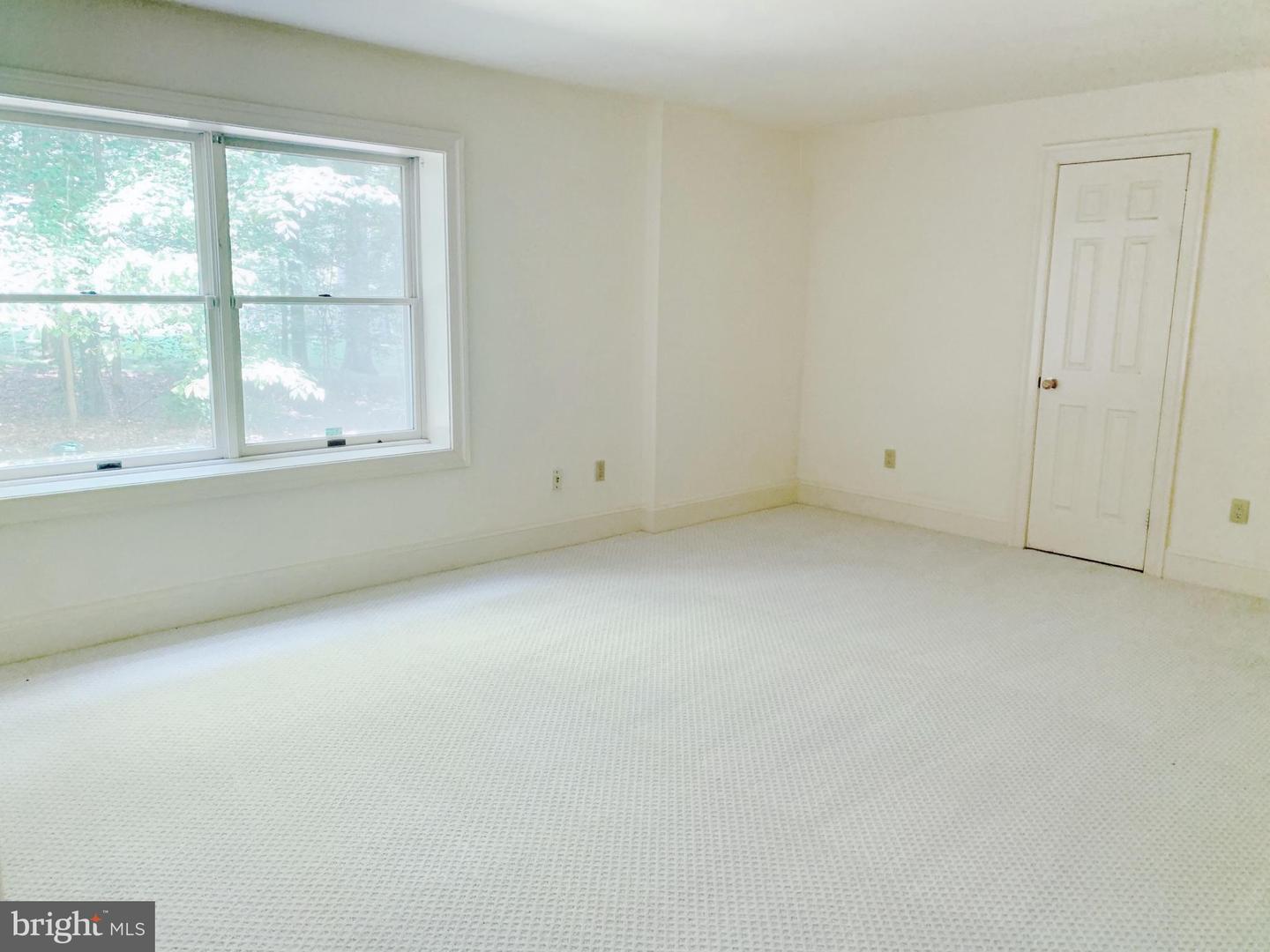 9090 EATON PARK RD, GREAT FALLS, Virginia 22066, 5 Bedrooms Bedrooms, ,5 BathroomsBathrooms,Residential,For sale,9090 EATON PARK RD,VAFX2241742 MLS # VAFX2241742