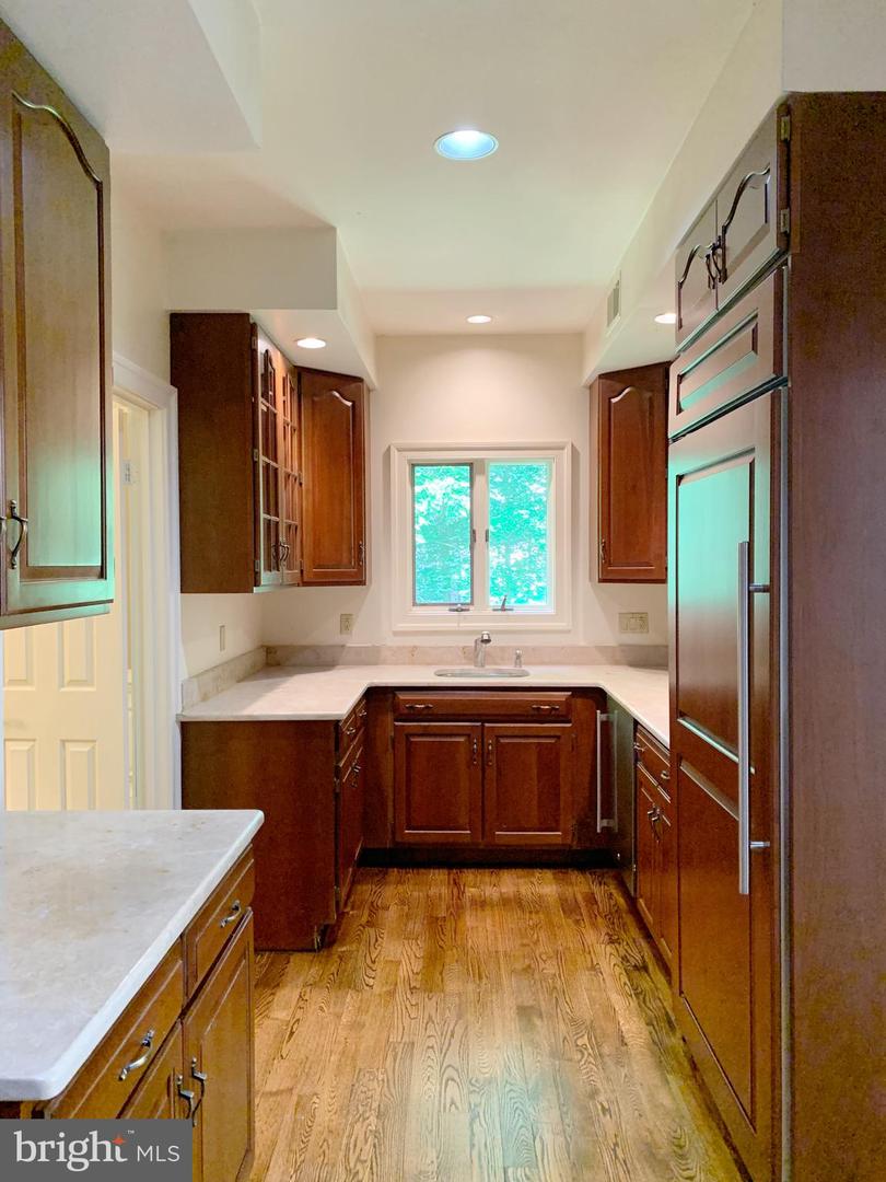 9090 EATON PARK RD, GREAT FALLS, Virginia 22066, 5 Bedrooms Bedrooms, ,5 BathroomsBathrooms,Residential,For sale,9090 EATON PARK RD,VAFX2241742 MLS # VAFX2241742