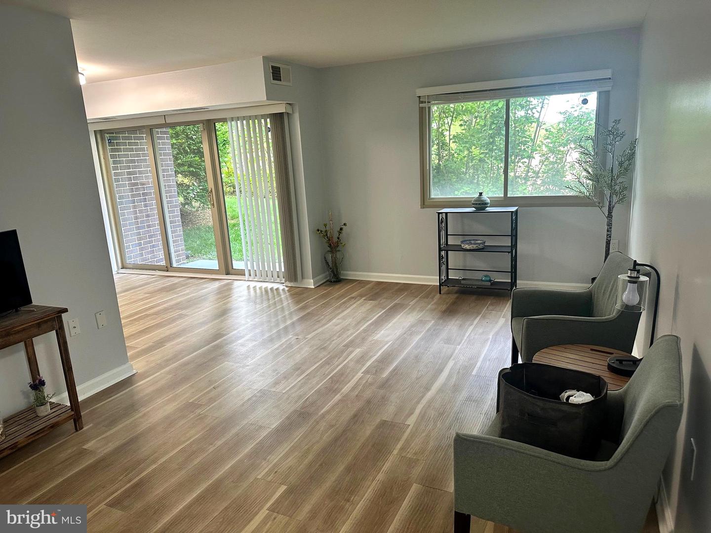 12703 LOTTE DR #T1, WOODBRIDGE, Virginia 22192, 1 Bedroom Bedrooms, ,1 BathroomBathrooms,Residential,For sale,12703 LOTTE DR #T1,VAPW2094996 MLS # VAPW2094996
