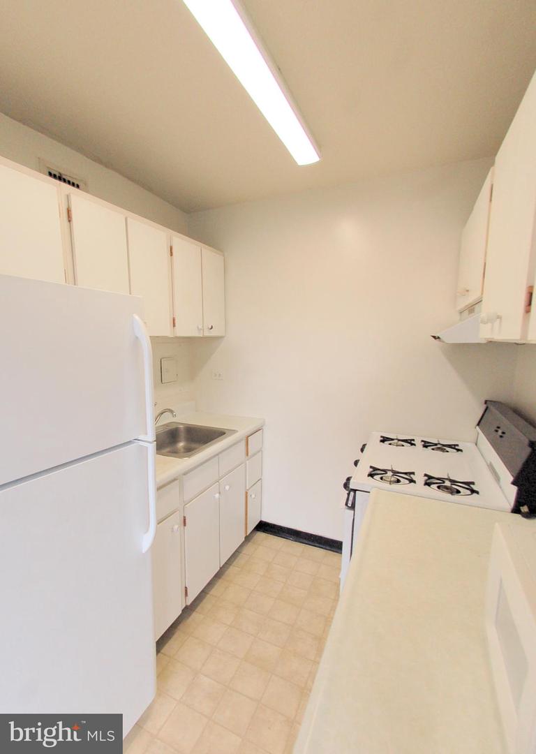 2201 L ST NW #612, WASHINGTON, District Of Columbia 20037, ,1 BathroomBathrooms,Residential,For sale,2201 L ST NW #612,DCDC2201328 MLS # DCDC2201328
