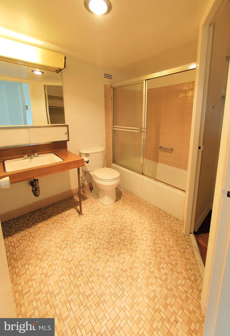 2201 L ST NW #612, WASHINGTON, District Of Columbia 20037, ,1 BathroomBathrooms,Residential,For sale,2201 L ST NW #612,DCDC2201328 MLS # DCDC2201328