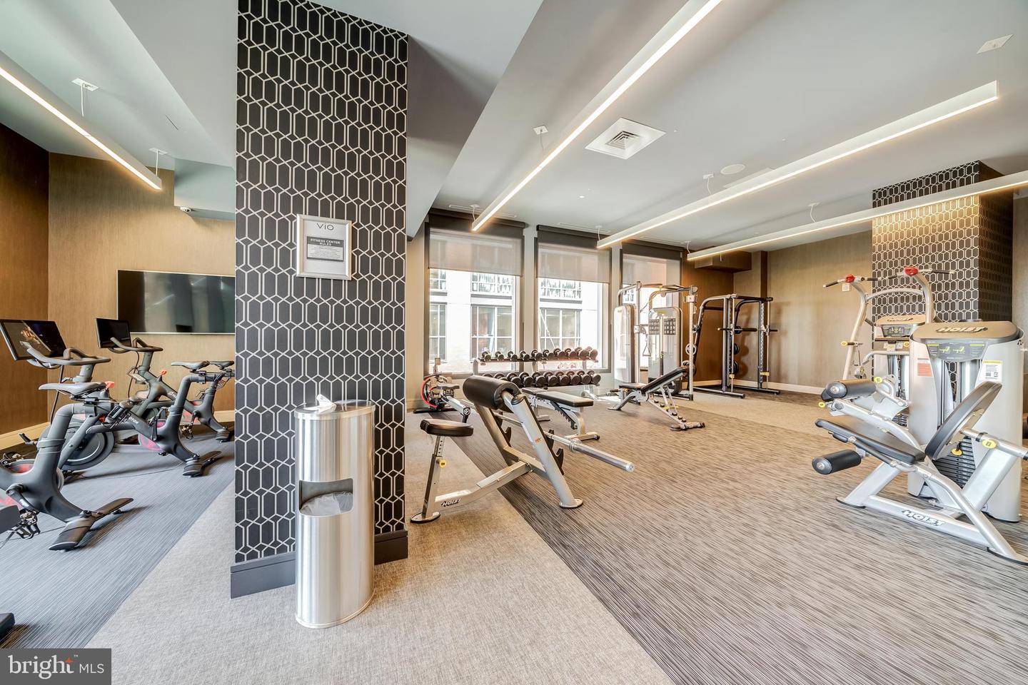 45 SUTTON SQ SW #PH11, WASHINGTON, District Of Columbia 20024, 1 Bedroom Bedrooms, ,1 BathroomBathrooms,Residential,For sale,45 SUTTON SQ SW #PH11,DCDC2201332 MLS # DCDC2201332