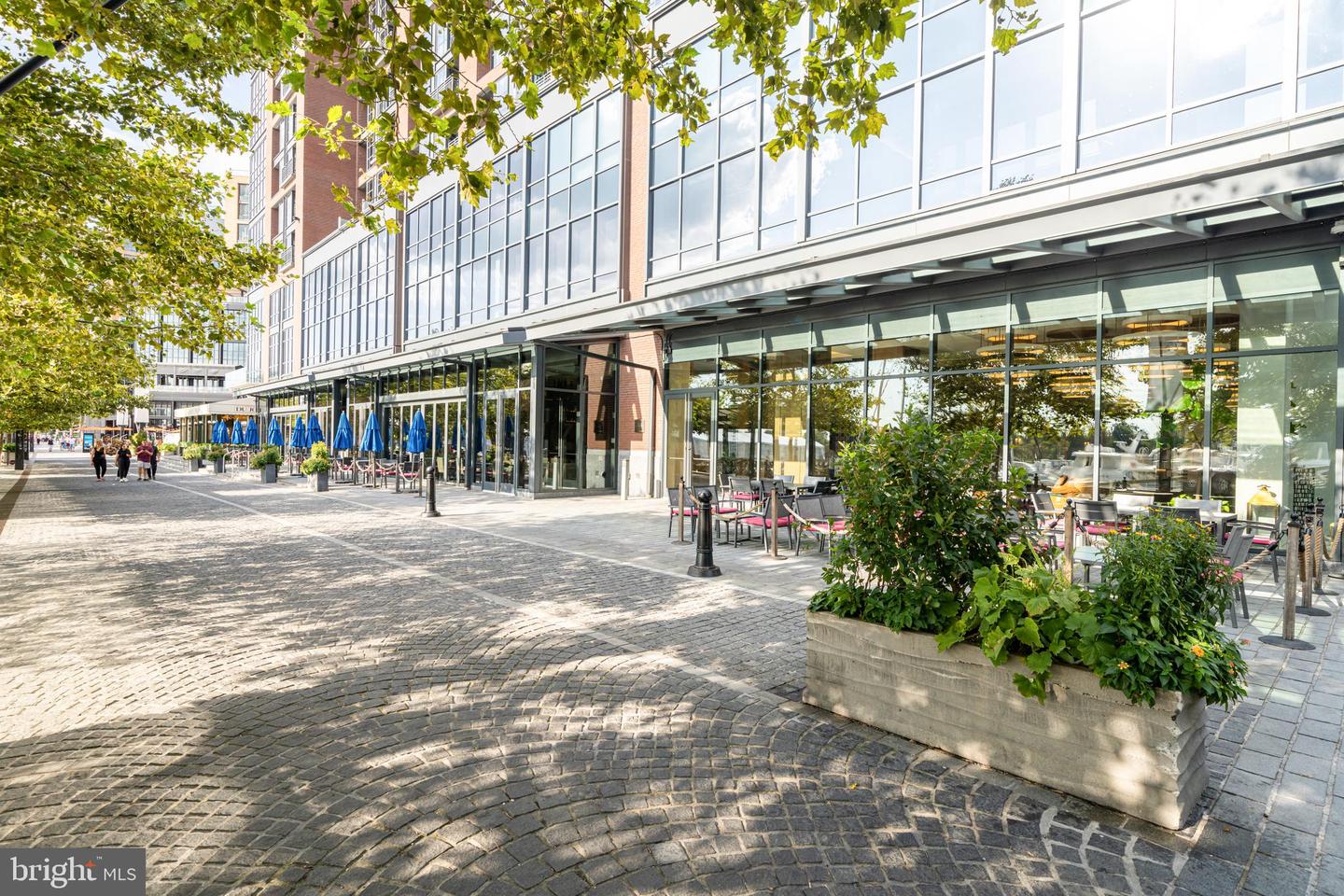 45 SUTTON SQ SW #PH11, WASHINGTON, District Of Columbia 20024, 1 Bedroom Bedrooms, ,1 BathroomBathrooms,Residential,For sale,45 SUTTON SQ SW #PH11,DCDC2201332 MLS # DCDC2201332