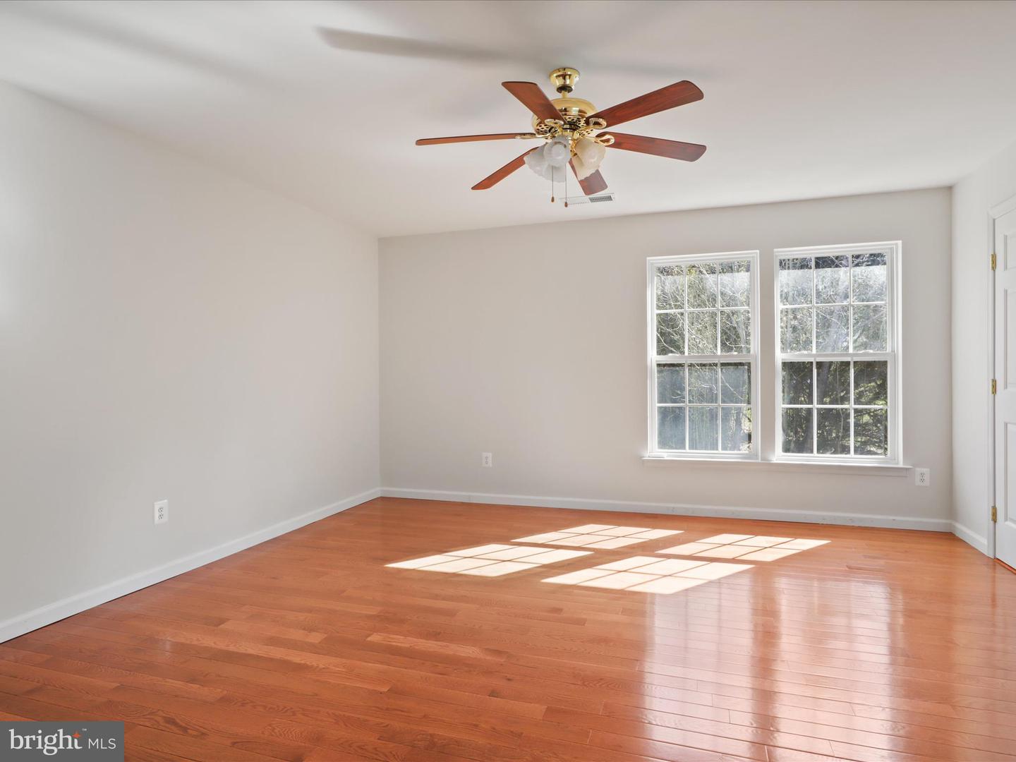 43417 SPRING CELLAR CT, LEESBURG, Virginia 20176, 4 Bedrooms Bedrooms, ,3 BathroomsBathrooms,Residential,For sale,43417 SPRING CELLAR CT,VALO2096824 MLS # VALO2096824