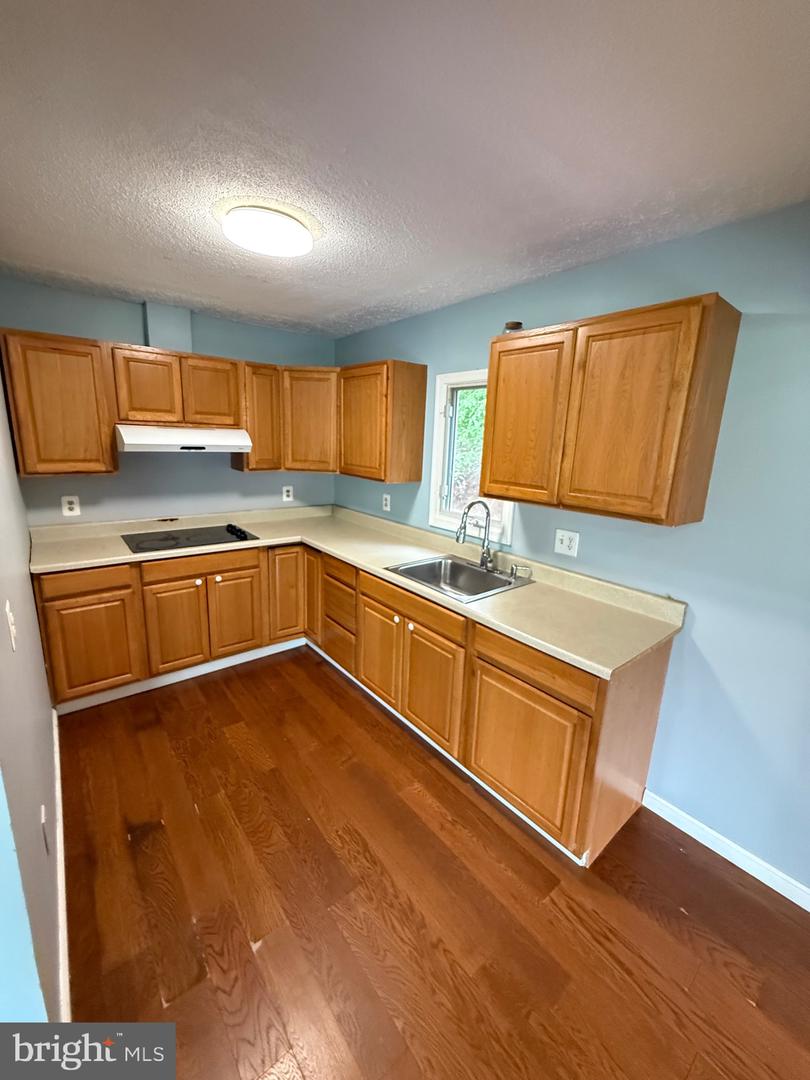 7421 LAKE DR, MANASSAS, Virginia 20111, 3 Bedrooms Bedrooms, ,1 BathroomBathrooms,Residential,For sale,7421 LAKE DR,VAPW2094984 MLS # VAPW2094984