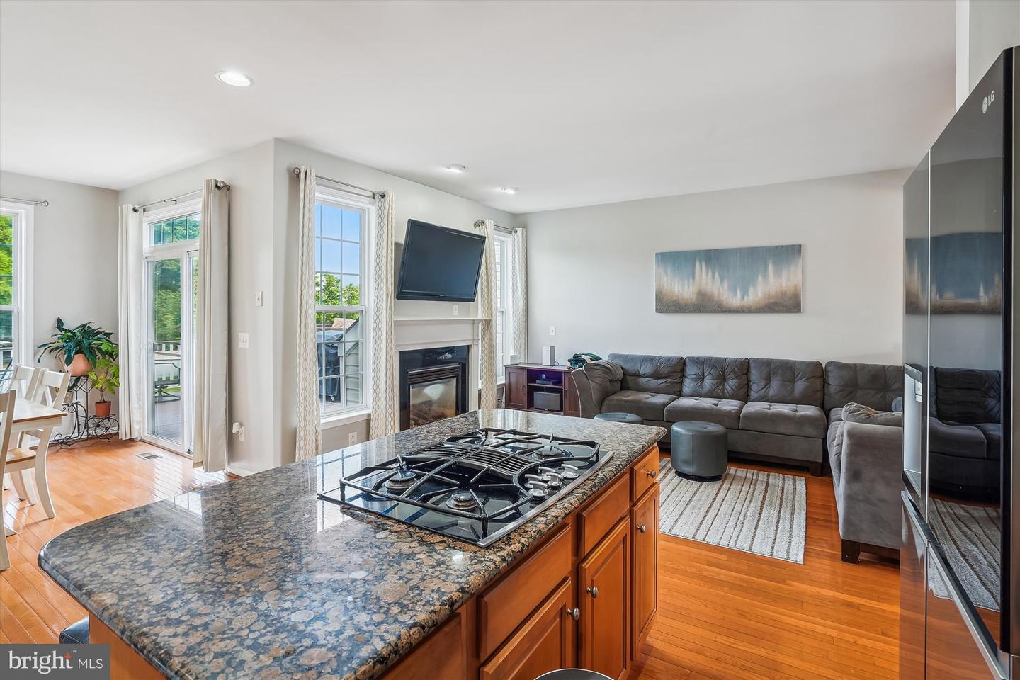 15506 CHICACOAN DR, WOODBRIDGE, Virginia 22191, 3 Bedrooms Bedrooms, ,3 BathroomsBathrooms,Residential,For sale,15506 CHICACOAN DR,VAPW2095006 MLS # VAPW2095006