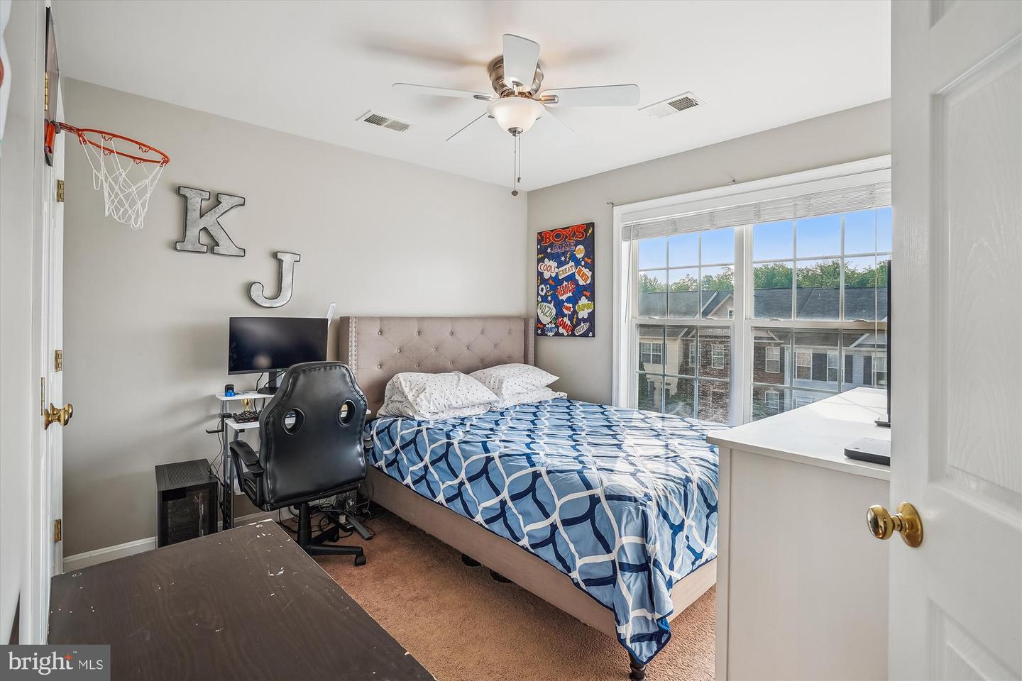 15506 CHICACOAN DR, WOODBRIDGE, Virginia 22191, 3 Bedrooms Bedrooms, ,3 BathroomsBathrooms,Residential,For sale,15506 CHICACOAN DR,VAPW2095006 MLS # VAPW2095006