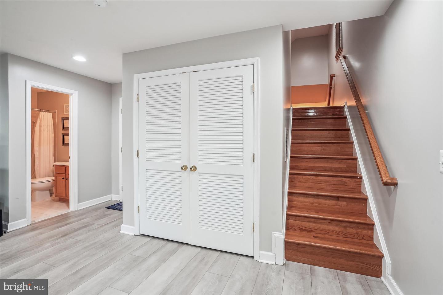15506 CHICACOAN DR, WOODBRIDGE, Virginia 22191, 3 Bedrooms Bedrooms, ,3 BathroomsBathrooms,Residential,For sale,15506 CHICACOAN DR,VAPW2095006 MLS # VAPW2095006