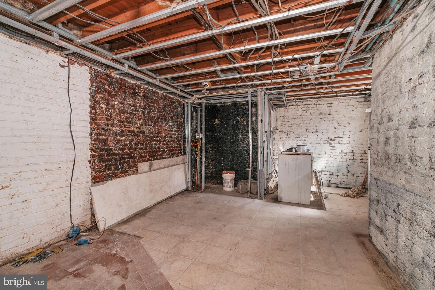 300 P ST NW, WASHINGTON, District Of Columbia 20001, 3 Bedrooms Bedrooms, ,2 BathroomsBathrooms,Residential,For sale,300 P ST NW,DCDC2201344 MLS # DCDC2201344