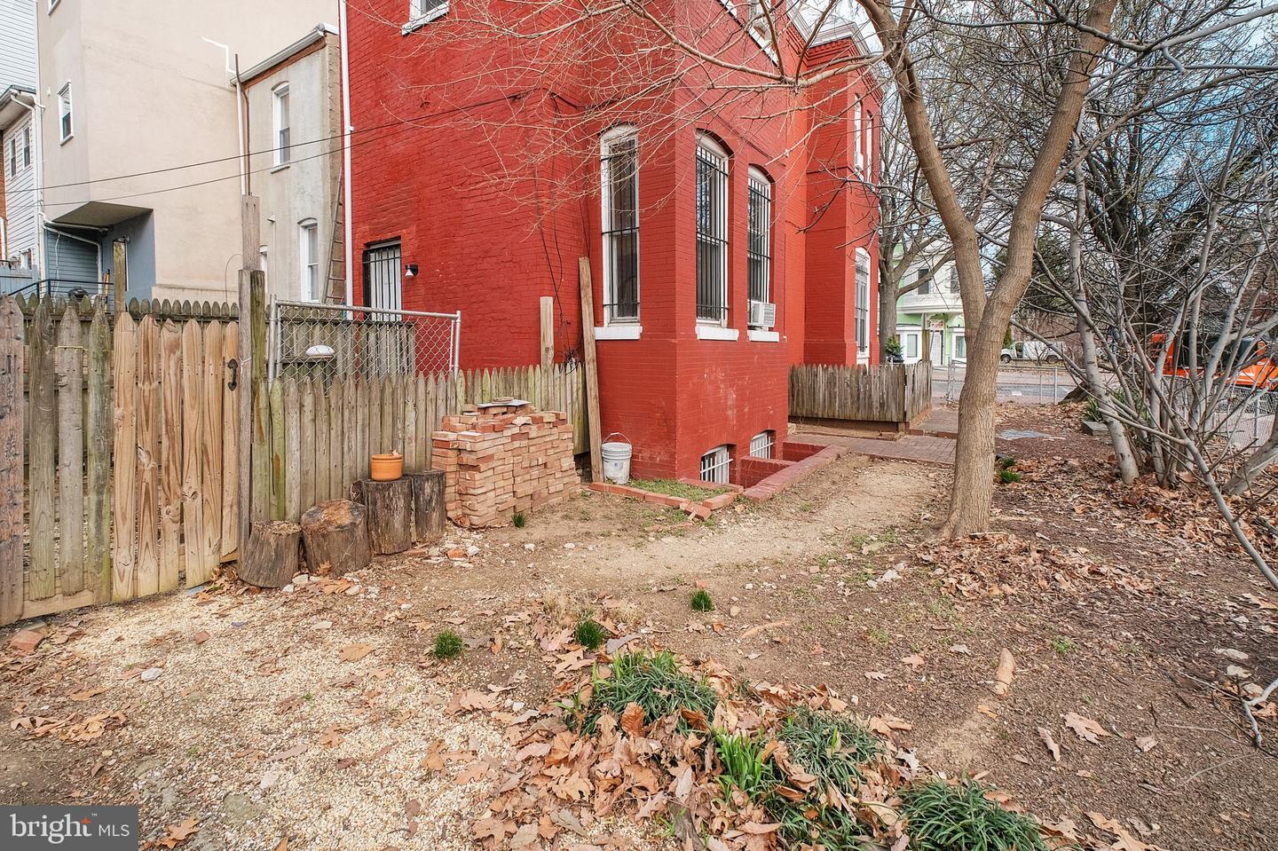 300 P ST NW, WASHINGTON, District Of Columbia 20001, 3 Bedrooms Bedrooms, ,2 BathroomsBathrooms,Residential,For sale,300 P ST NW,DCDC2201344 MLS # DCDC2201344