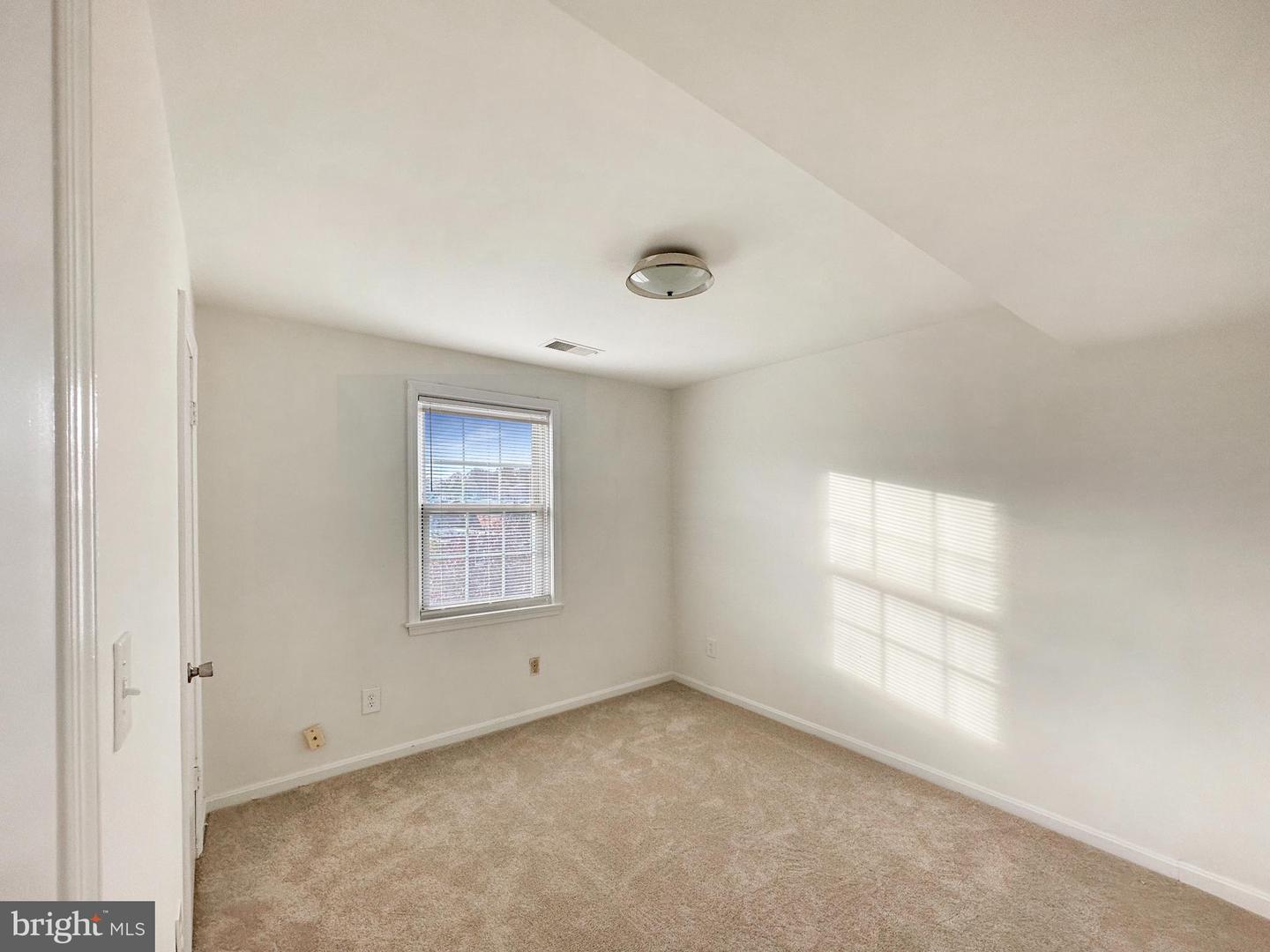 2109 FORT DAVIS ST SE #201, WASHINGTON, District Of Columbia 20020, 2 Bedrooms Bedrooms, ,1 BathroomBathrooms,Residential,For sale,2109 FORT DAVIS ST SE #201,DCDC2201348 MLS # DCDC2201348