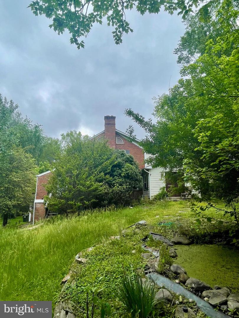 1295 COLVIN FOREST DR, VIENNA, Virginia 22182, 6 Bedrooms Bedrooms, ,3 BathroomsBathrooms,Residential,For sale,1295 COLVIN FOREST DR,VAFX2241784 MLS # VAFX2241784