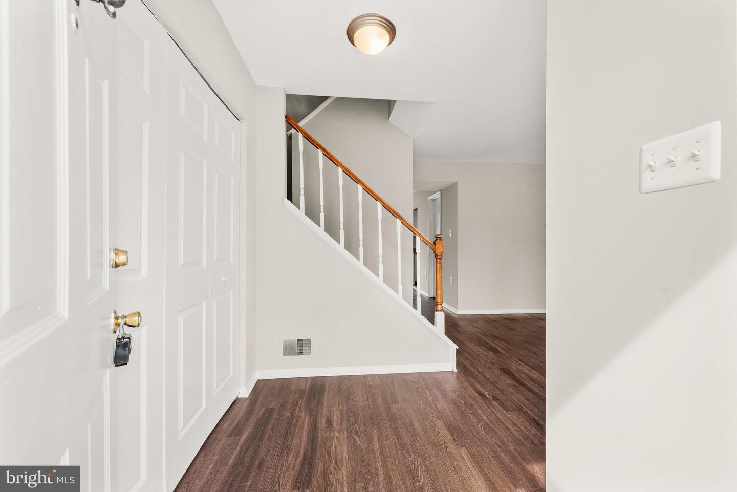 9048 BONHAM CIR, MANASSAS, Virginia 20110, 3 Bedrooms Bedrooms, ,2 BathroomsBathrooms,Residential,For sale,9048 BONHAM CIR,VAMN2008358 MLS # VAMN2008358