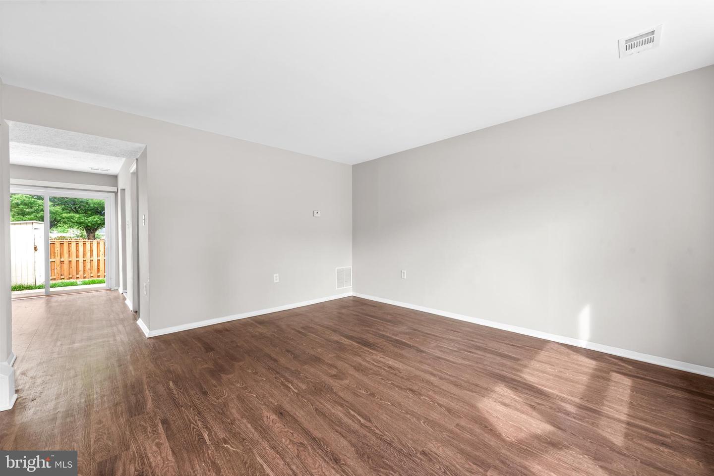 9048 BONHAM CIR, MANASSAS, Virginia 20110, 3 Bedrooms Bedrooms, ,2 BathroomsBathrooms,Residential,For sale,9048 BONHAM CIR,VAMN2008358 MLS # VAMN2008358