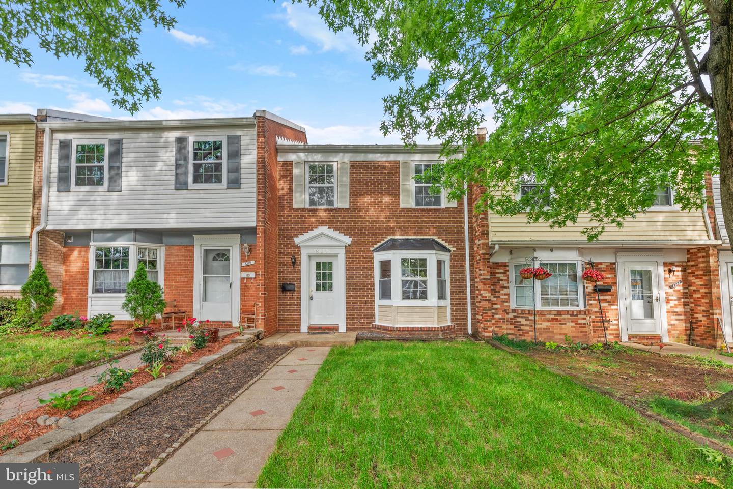 8221 COMMUNITY DR, MANASSAS, Virginia 20109, 3 Bedrooms Bedrooms, ,2 BathroomsBathrooms,Residential,For sale,8221 COMMUNITY DR,VAPW2094988 MLS # VAPW2094988