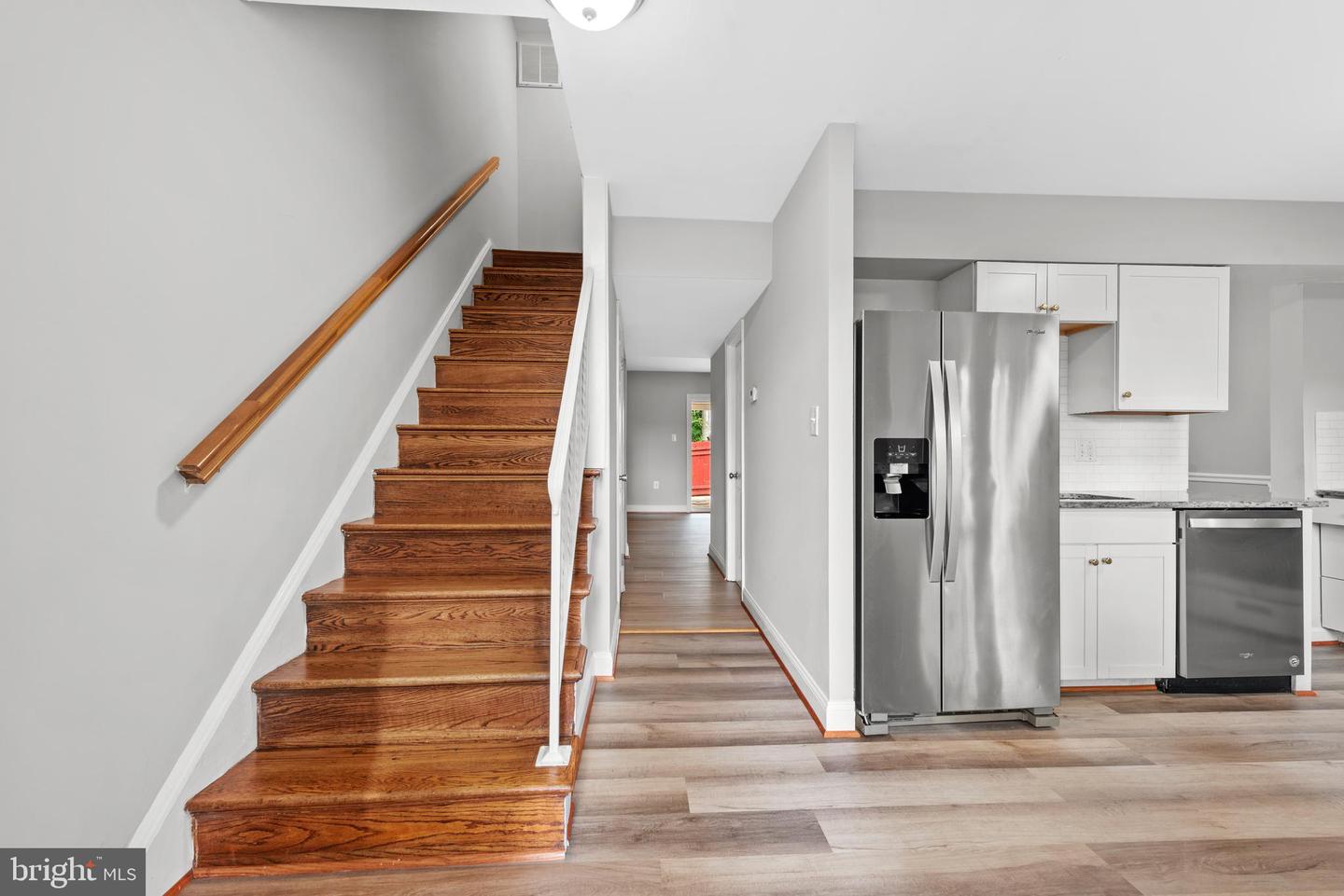 8221 COMMUNITY DR, MANASSAS, Virginia 20109, 3 Bedrooms Bedrooms, ,2 BathroomsBathrooms,Residential,For sale,8221 COMMUNITY DR,VAPW2094988 MLS # VAPW2094988