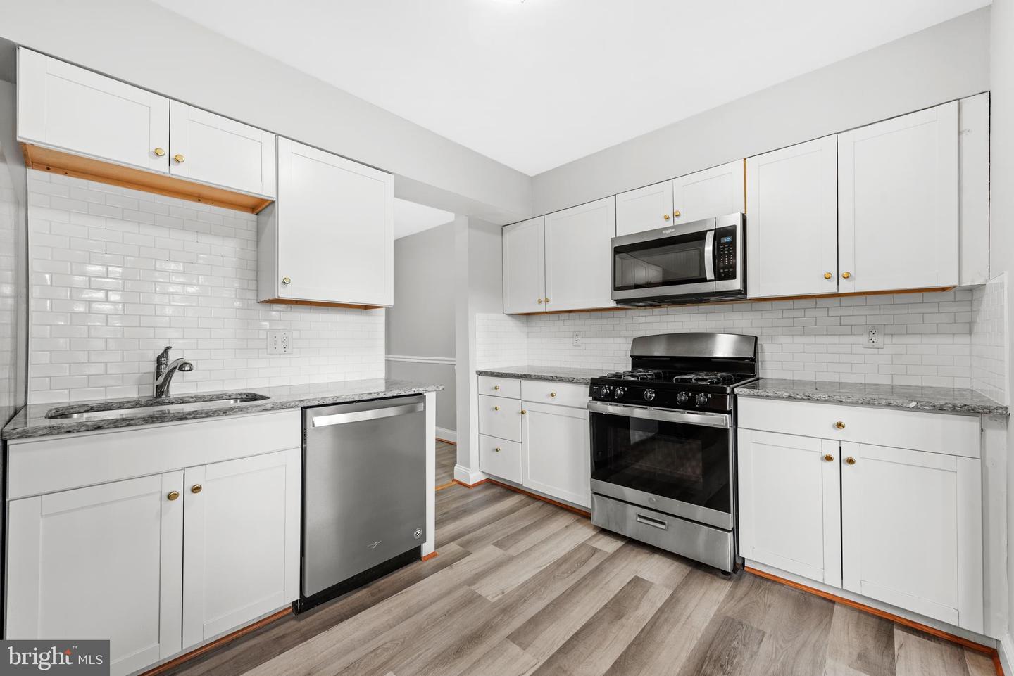 8221 COMMUNITY DR, MANASSAS, Virginia 20109, 3 Bedrooms Bedrooms, ,2 BathroomsBathrooms,Residential,For sale,8221 COMMUNITY DR,VAPW2094988 MLS # VAPW2094988